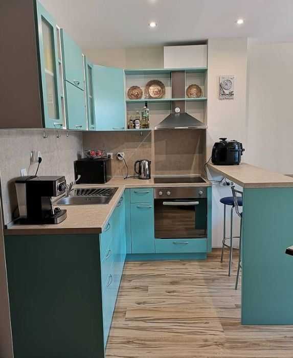 Дава се под наем Тристаен апартамент в София, Борово - 106 кв.м за 612 € - Снимка #1