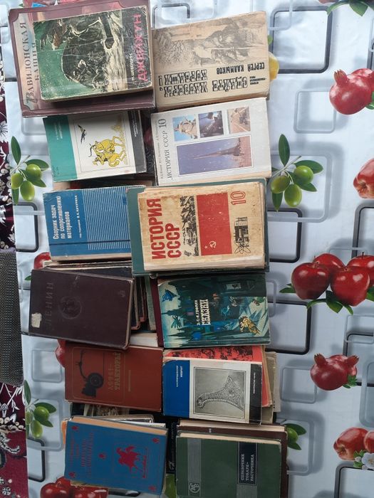 Продаётся книги от 3000 до 6000
