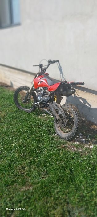 Vând sau schimb Cross KXD  pornire buton