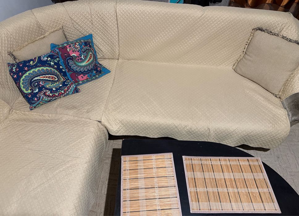 Coltar extensibil cu lada de depozitare