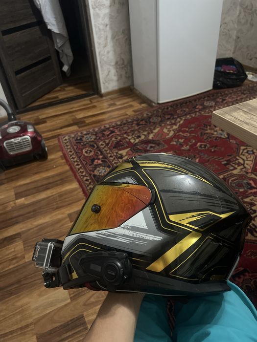 Sport bike kaskasi qatiq va ishonchli serfikatli sport kaska k