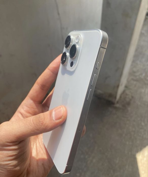 Iphone 15 pro 256gb Titanium