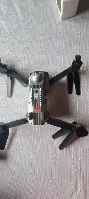 Vand Drona ZLRC Quadcopter