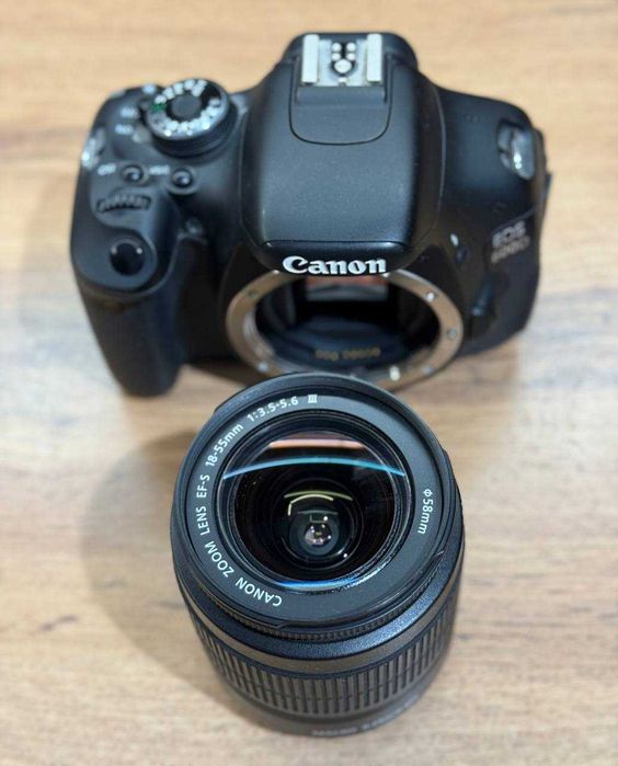 Продам Камеру Canon 600D