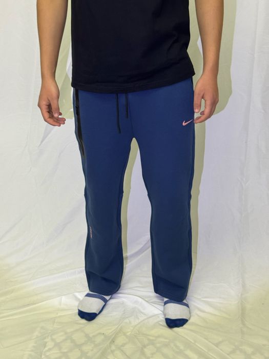 Брюки  NIKE.
