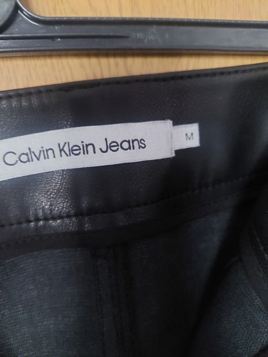 Кожена полаCalvin Klein