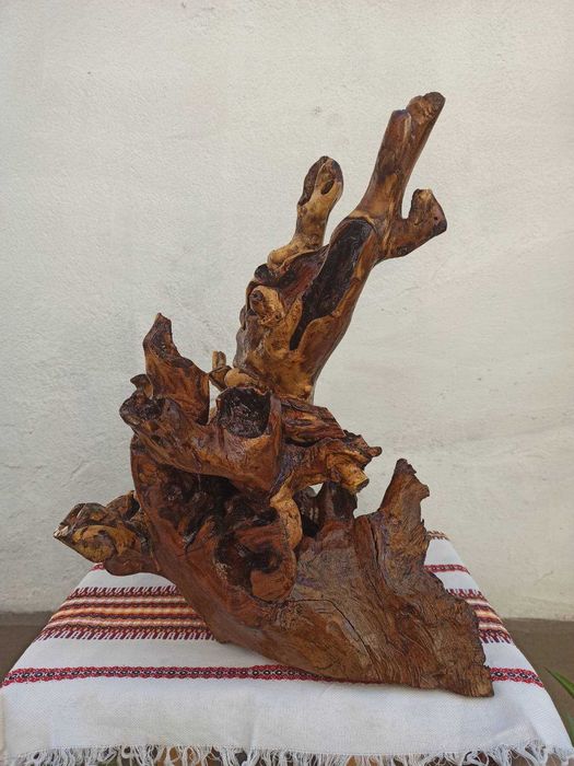 Декорация изработена от дърво