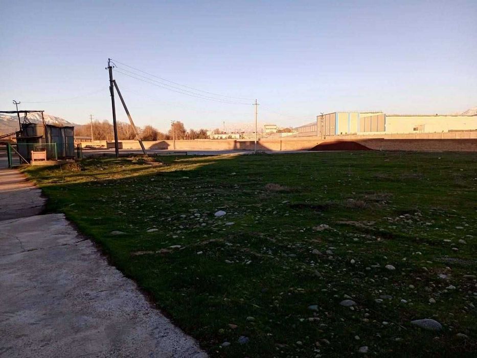 Продаётся 9 га производственная база.