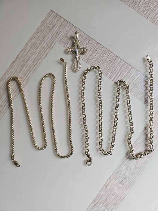 Золотые ювелирные изделия