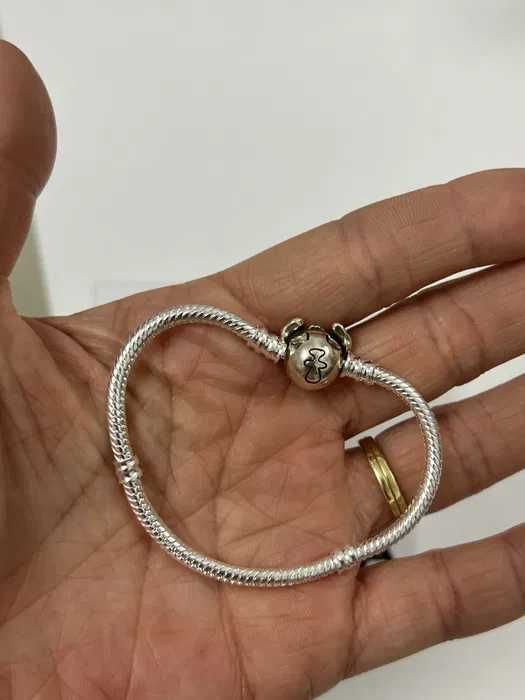 Оригинална гривна Pandora