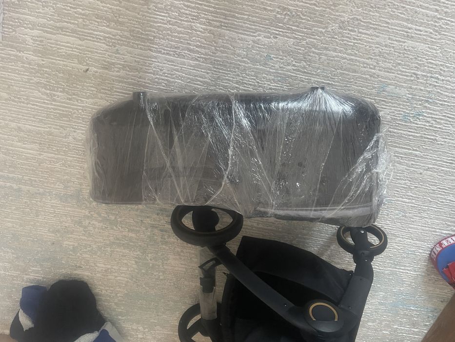 Коляска на продажу