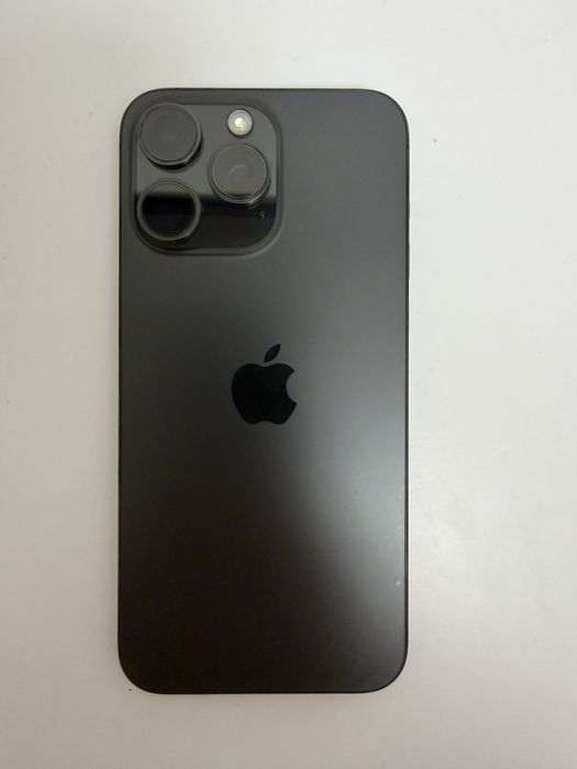 Iphone 15 pro max fara defect