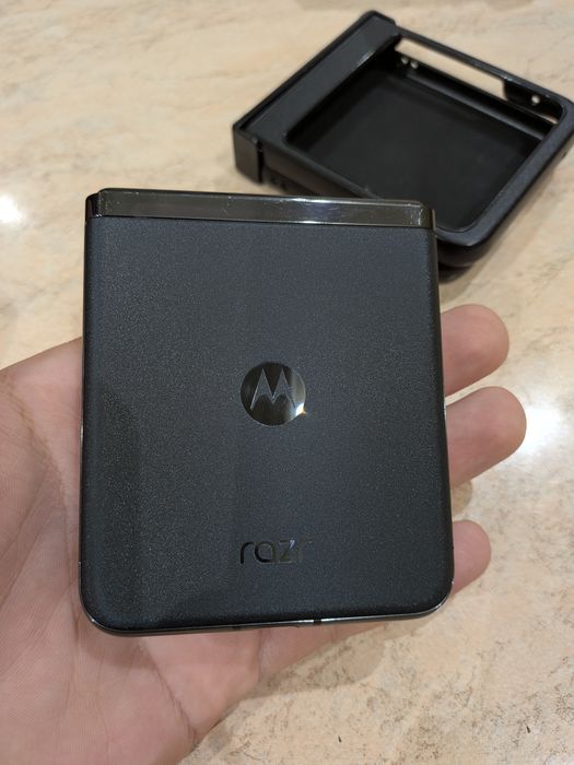 Motorola RAZR 40 ultra 12/256