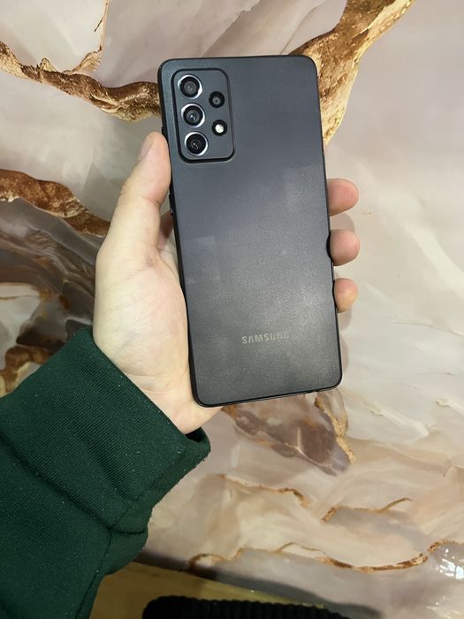 Продам телефон Samsung A72 128