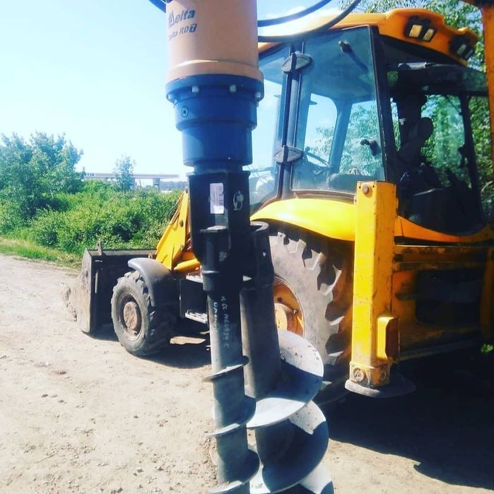 Услуги  экскаватора бур и гидромолот