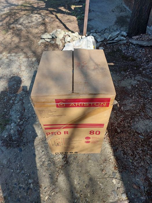 продам "Ariston"