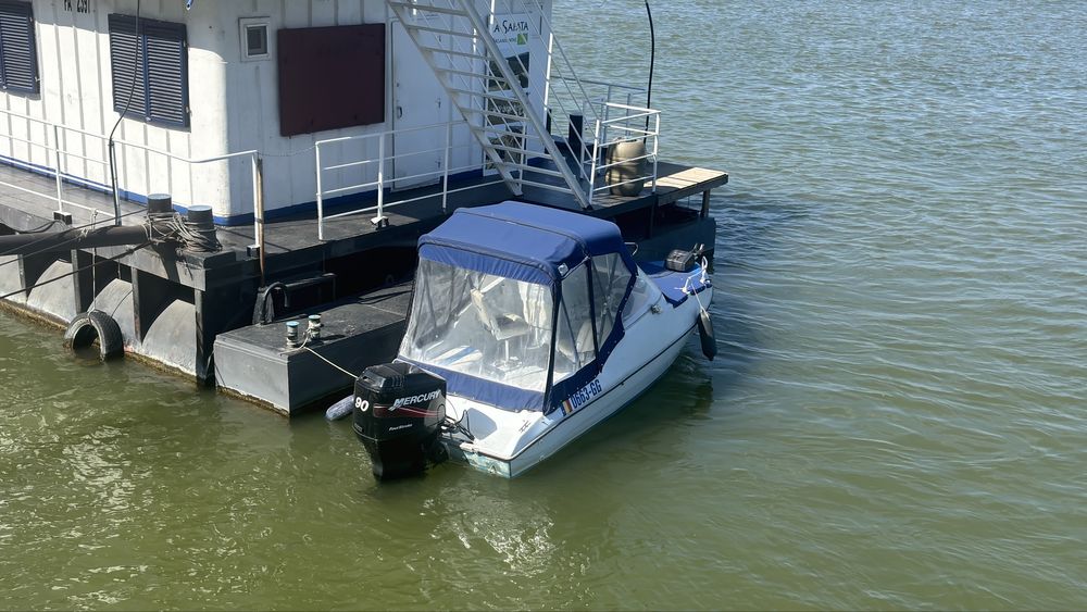 Barca Beauty 500 Motor Mercury 90cp 4T