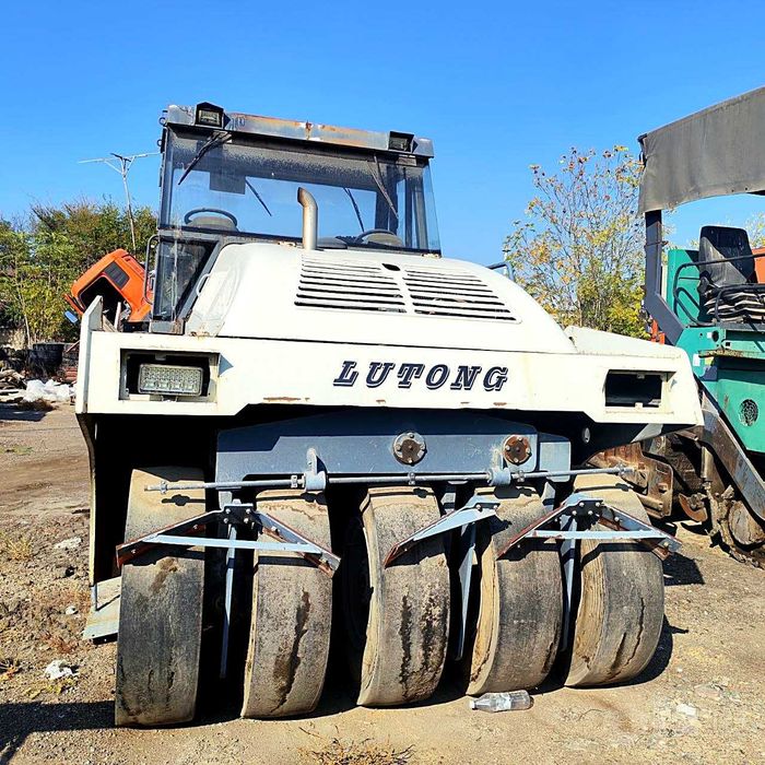 Пневмокаток / Pnevmokatok Lutong LTP2030, 2012, на ходу