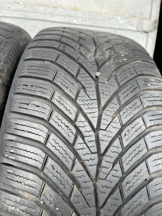 2 бр. зимни гуми 225/50/17 Continental DOT 2621 5,5 mm