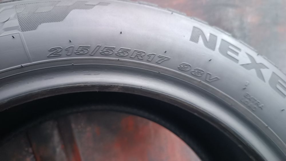 215/55/17 Nexen Дот 2423