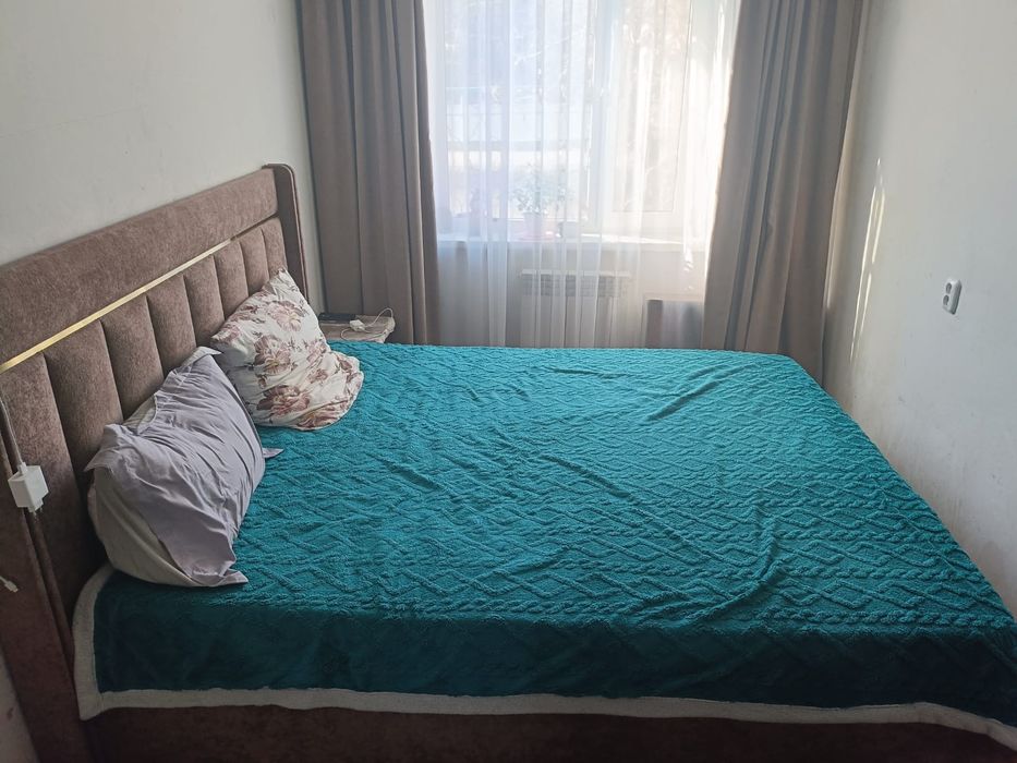 Продаю кровать ей только месяц