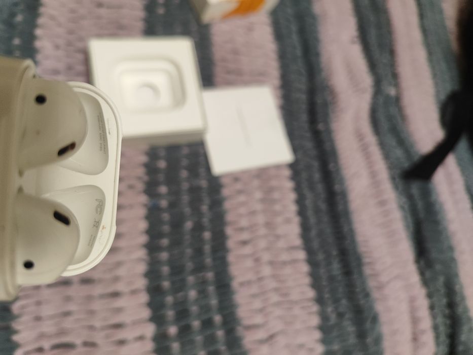 Продам наушники Air pods