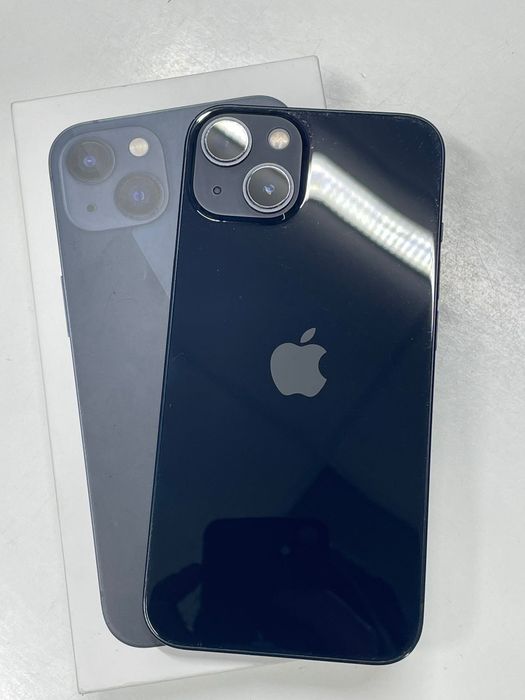 Продам Iphone 13