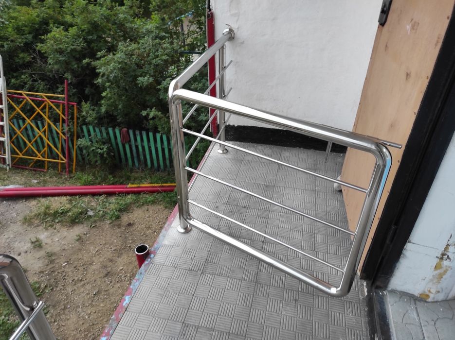 Перила ,лестницы из нержавейки