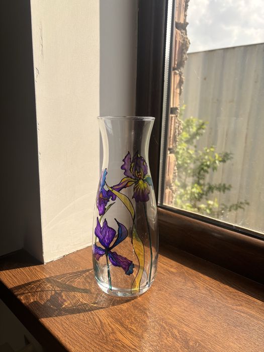 Ваза расписанная красками