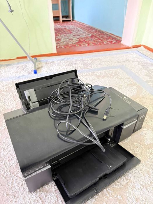 Продам принтер L805 Б/У