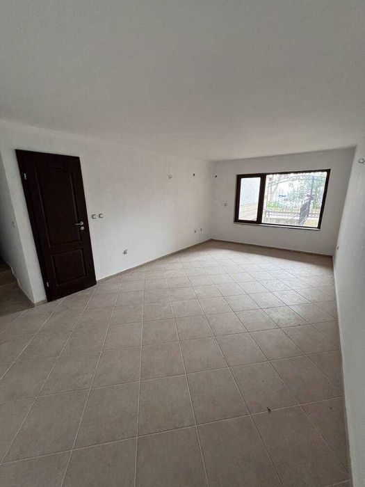 Продава се Хотел в Несебър - 900 кв.м за 2889 €/кв.м - Снимка #3