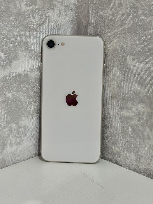 Продам iPhone SE Gen 3