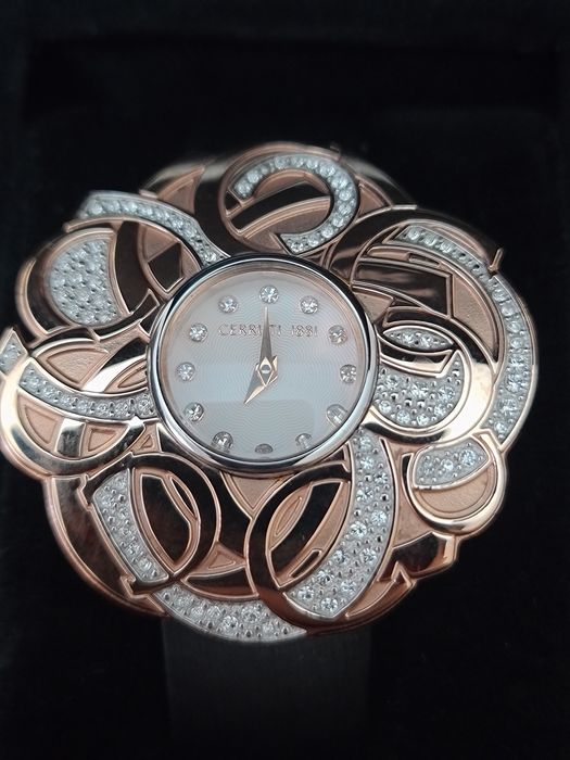 Женские часы оригинал