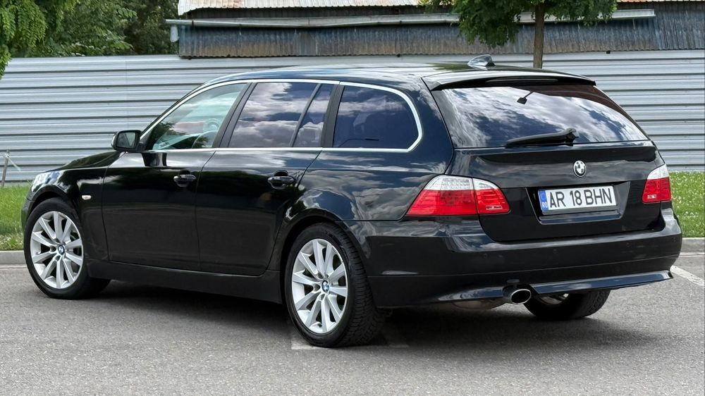 BMW 5 Series 2010 — imagine 3