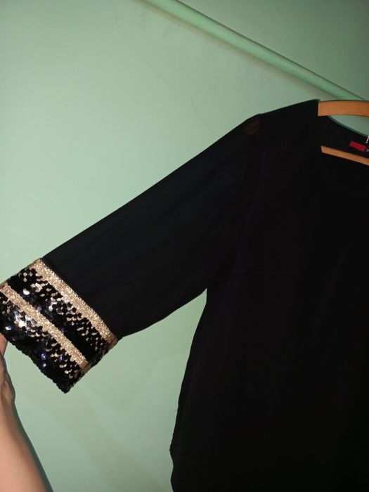 Женское вечернее платье