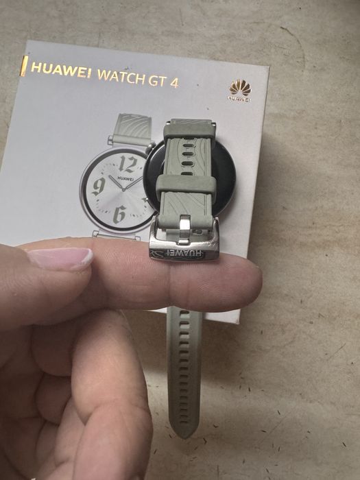 Смарт часовник Huawei  gt 4