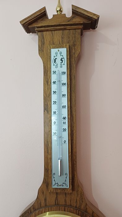 Barometrul de precizie  un frumos obiect .70 cm lungime