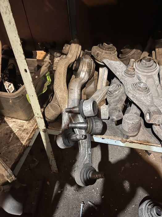 Носачи Mercedes E W211 и CLS W219 / Носач