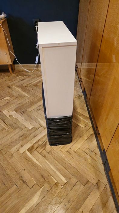 Сгъваемо бюро с черна дъска