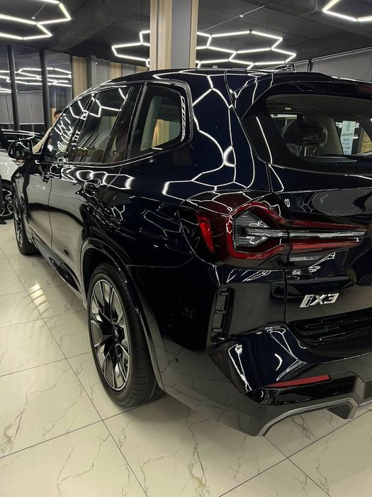 BMW ix3 full pozitsiya