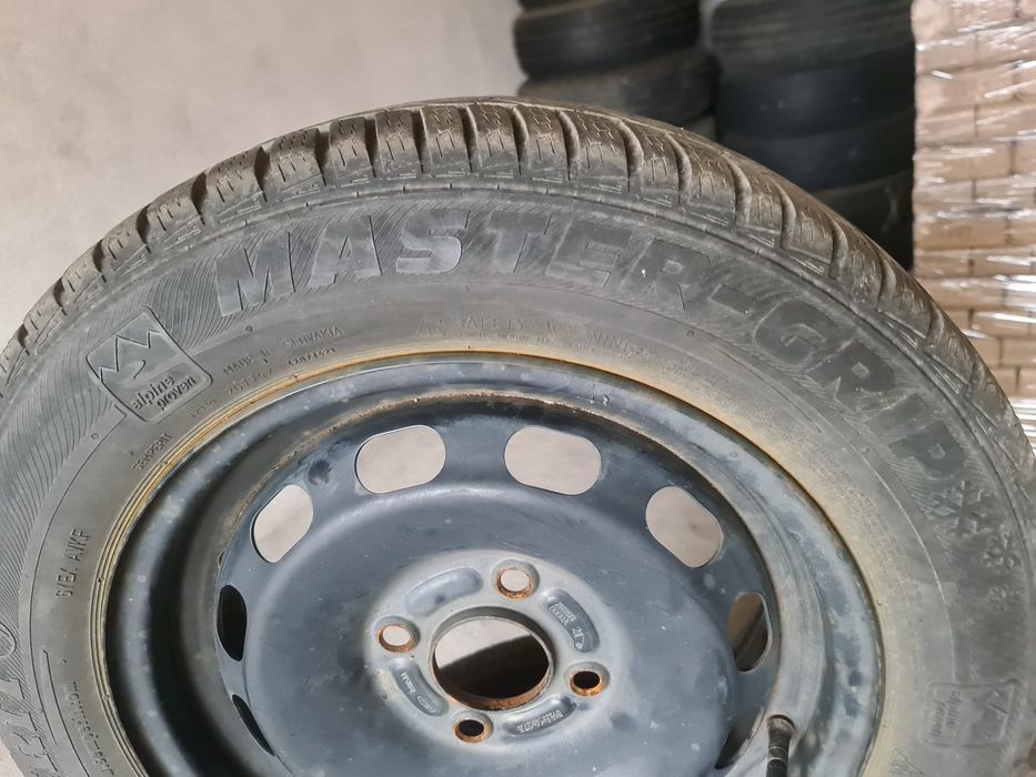 Roti de iarna 175 65 r14 Ford