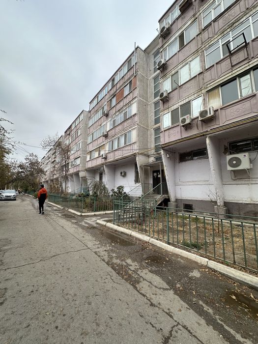 2 комн 4 этаж Запад