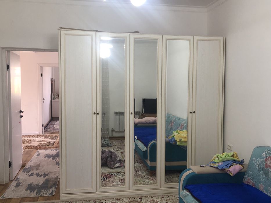Срочно продаю шкаф
