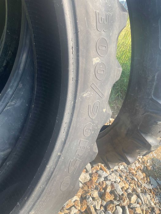 OCAZIE 300/90r50 cauciucuri agricole din import cu TVA john deere