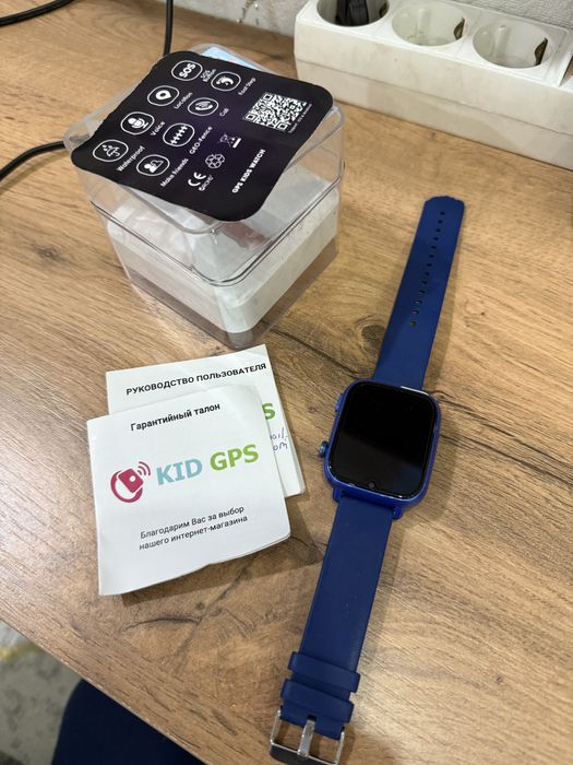 Продам детскии смарт часы за 8 000 тг