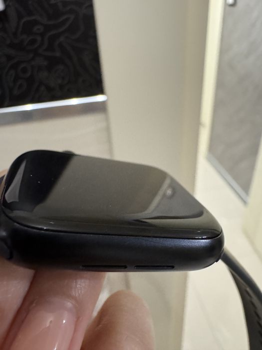 нов Apple Watch SE (GPS)