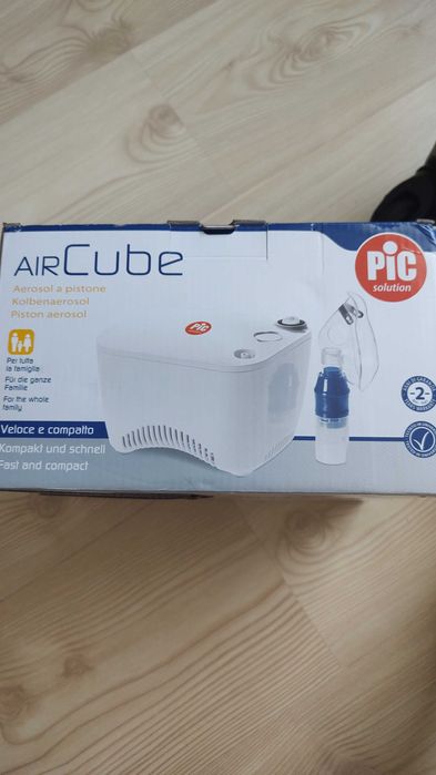 Aparat aerosoli Pic Solution Air Cube Artsana, cu compresor