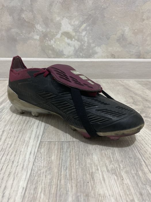 Предаторы адидас бутсы