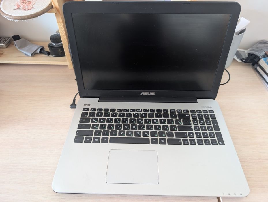 Ноутбук Asus XLN-555