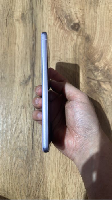 Продам Samsung S 21 FE